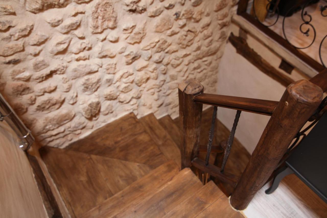 Willa Wabisabi Townhouse Montejo de la Vega de la Serrezuela Zewnętrze zdjęcie