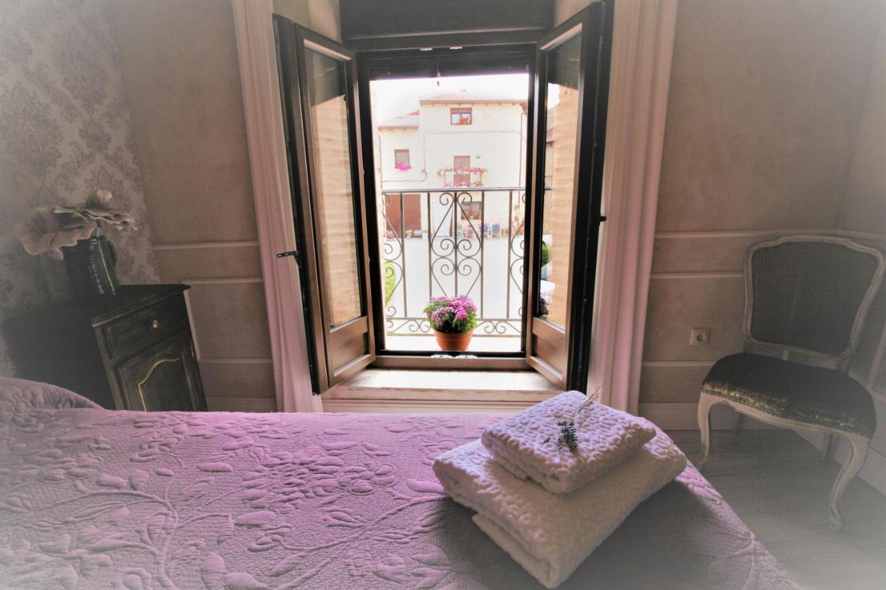 Willa Wabisabi Townhouse Montejo de la Vega de la Serrezuela Zewnętrze zdjęcie
