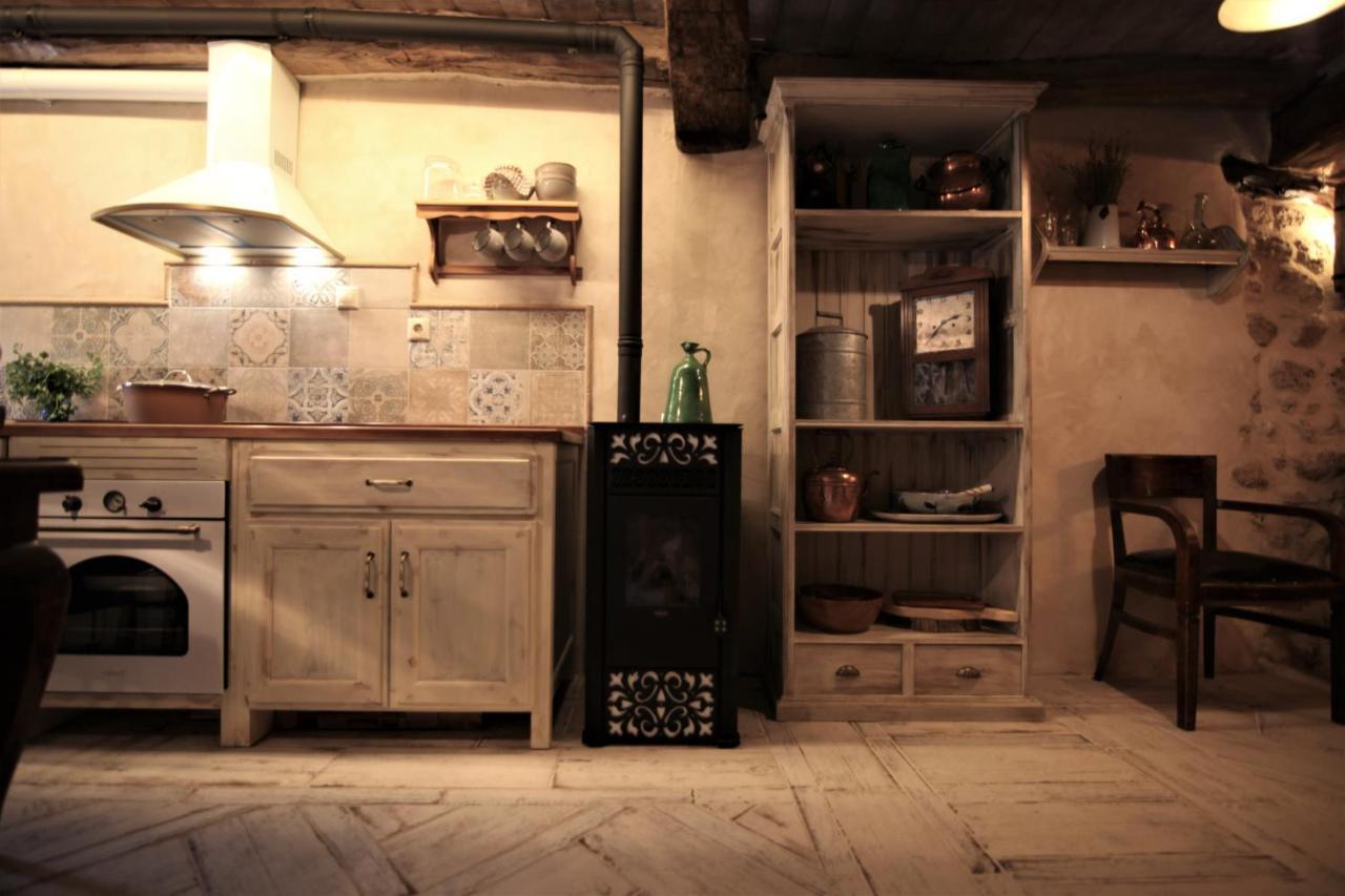 Willa Wabisabi Townhouse Montejo de la Vega de la Serrezuela Zewnętrze zdjęcie