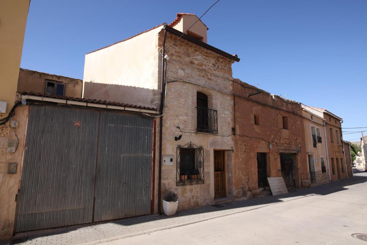 Willa Wabisabi Townhouse Montejo de la Vega de la Serrezuela Zewnętrze zdjęcie